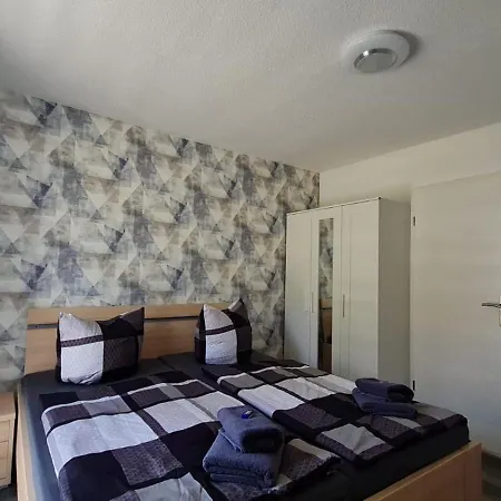 Blumenberg Hahn Grabenstrasse